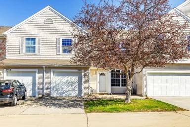 Main picture of 3921 NE Gardenia Ln