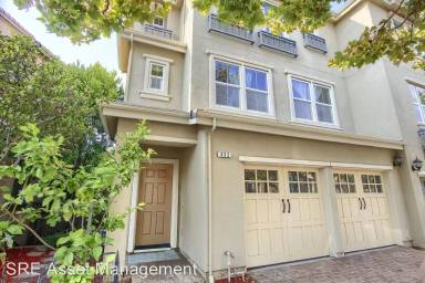 Main picture of 232 Meadow Pine Pl