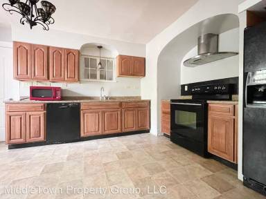 Main picture of 1512 N Woodridge Ave