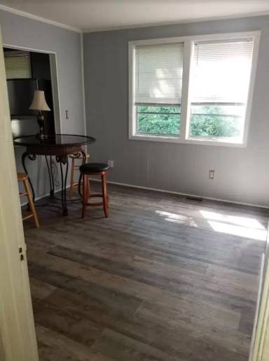 Main picture of 105 Wilson St