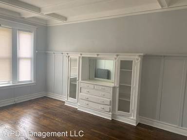 Main picture of 4539 S Calumet Ave