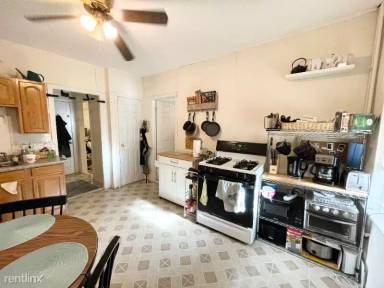 Main picture of 20 Howell St