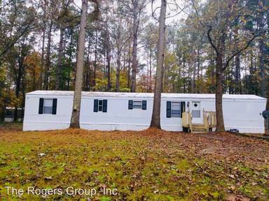 Main picture of 17 Maple Dr