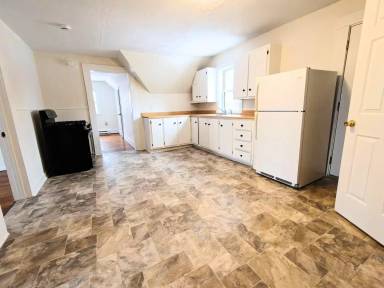 Main picture of 14 Parker Ave
