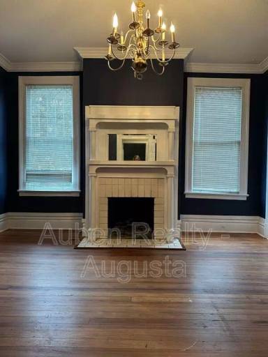 Main picture of 410 4th St