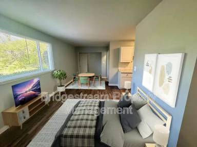 Main picture of 3217 Wilmington Pike