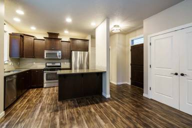 Main picture of 15512 NE 107th St