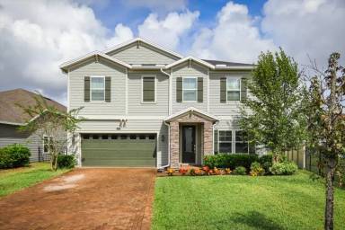 Main picture of 40 Dade Ct