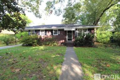 Main picture of 1540 Manor Blvd