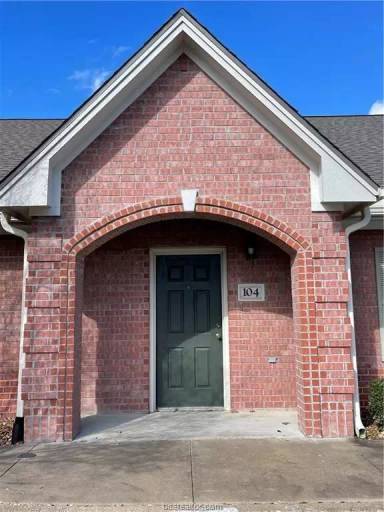 Main picture of 1702 Deacon Dr