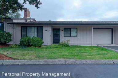 Main picture of 3833 NE 45th St