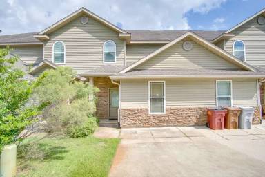 Main picture of 1768 Sound Haven Ct