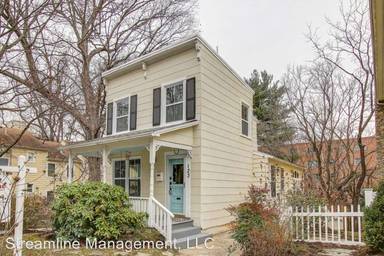 Main picture of 123 Grant Ave