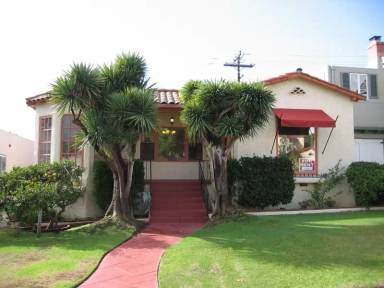 Main picture of 3219 Elliott St