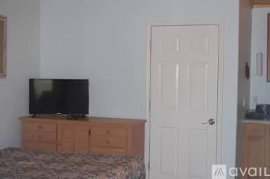 Main picture of 208 Ember Dr