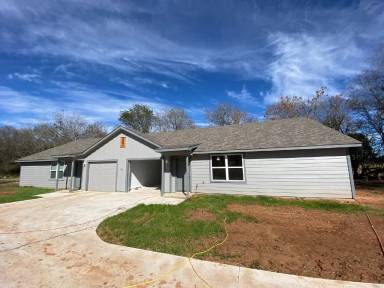 Main picture of 300 Pendergrass St
