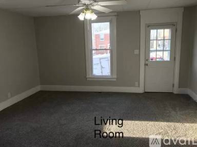 Main picture of 311 E 4th St