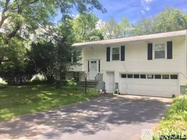 Main picture of 51 Kenaware Ave