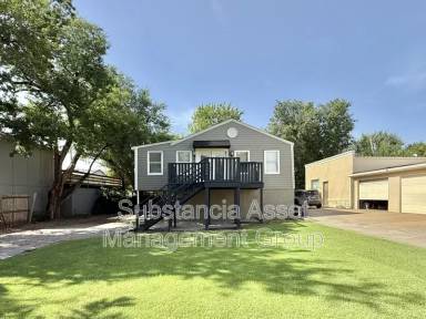 Main picture of 2602 NW 50th St