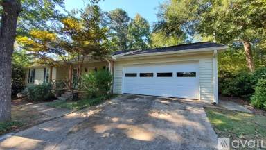 Main picture of 1025 Ridgedale Dr
