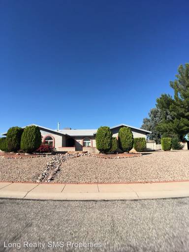 Main picture of 2121 Lexington Dr
