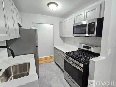 Main picture of 725 Scotland Rd