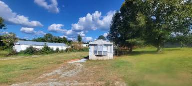 Main picture of Clover Creek Village