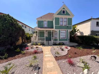 Main picture of 3720 1st Ave