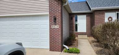 Main picture of 4619 Twain St