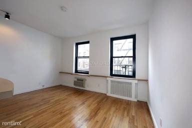 Main picture of 97 Sullivan St