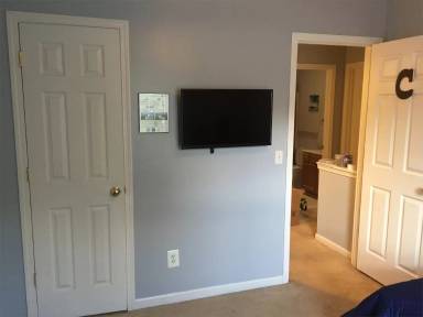 Main picture of 6516 Nevin Rd