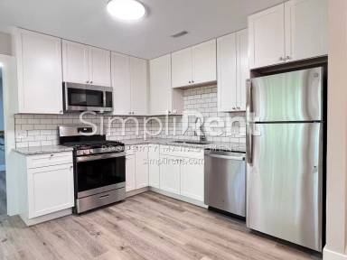 Main picture of 914 Stormy Ln