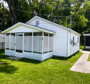Main picture of 5611 10th St