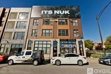 Main picture of 2910 S Wentworth Ave