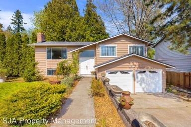 Main picture of 20319 14th Dr SE