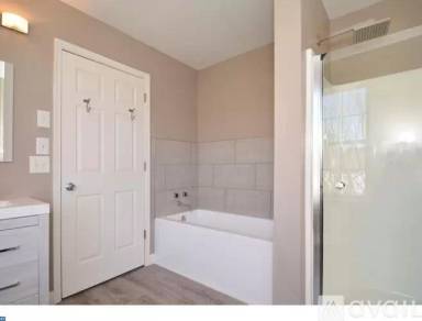 Main picture of 103 Hunt Club Dr