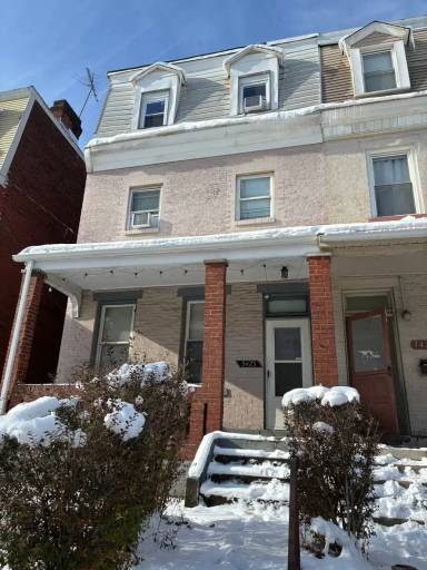 Main picture of 3423 Ward St