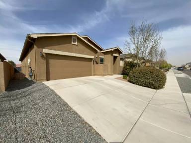 Main picture of 7005 Silver Moon Rd NW