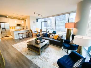 Main picture of 603 S Wells St
