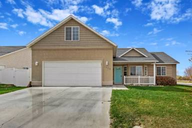 Main picture of 1202 Quail St