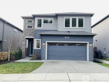 Main picture of 3206 104th Ave NE