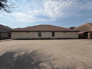 Main picture of 2913 N 31st St