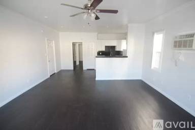 Main picture of 1217 N Berendo St