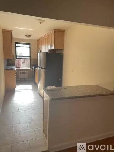 Main picture of 20 Oliver St