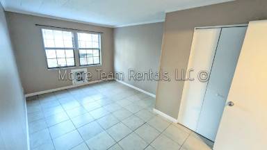 Main picture of 84 Toms Park Cir