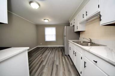 Main picture of 305 Granada Dr