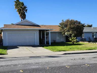 Main picture of 1827 Mission Dr