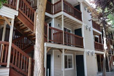 Main picture of 1221 University Ave Apartments
