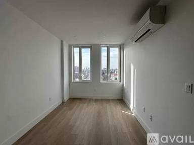 Main picture of 1629 Brooklyn Ave