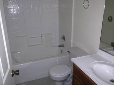 Main picture of 6555 Bullion Ave